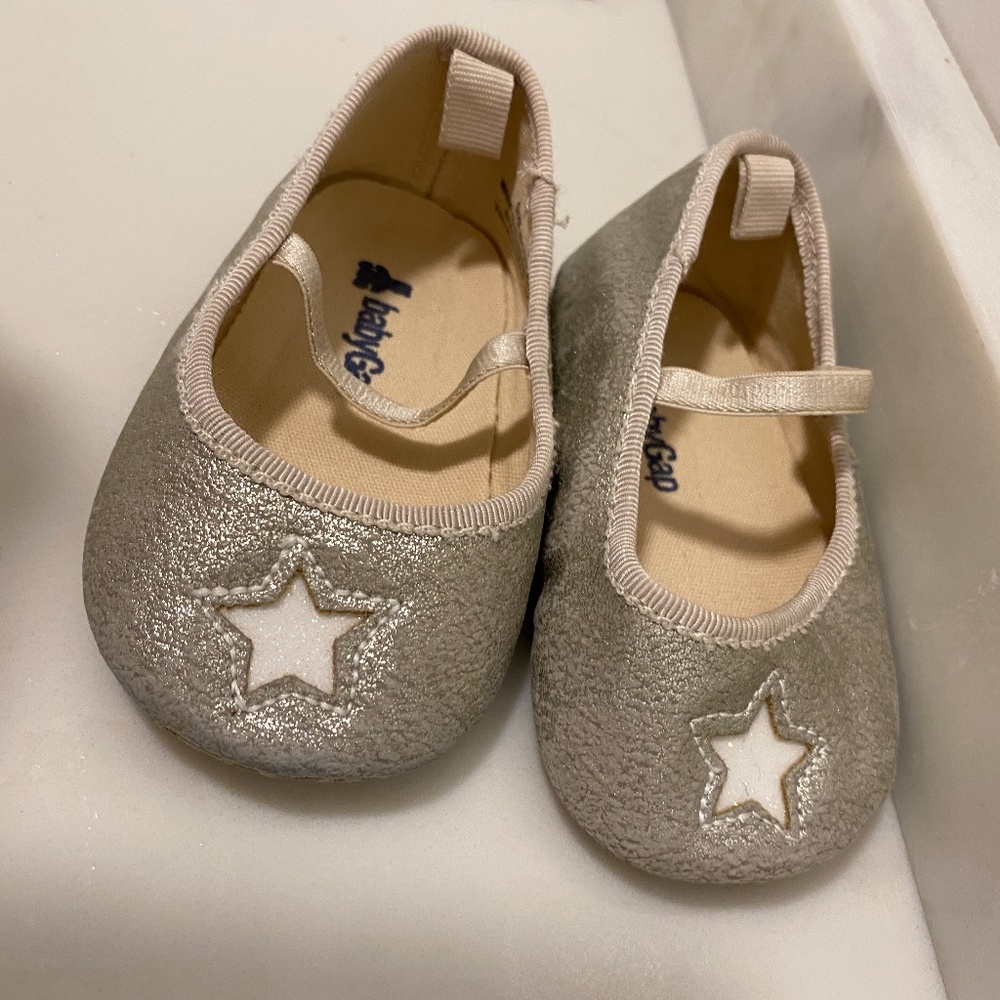 Girls gap dressing shoes
